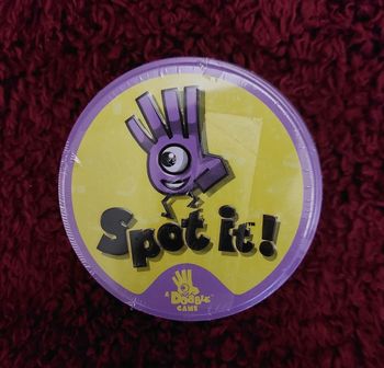 Spot it dobble game