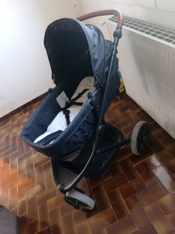 Poussette hauk 3 roues - photo numéro 2