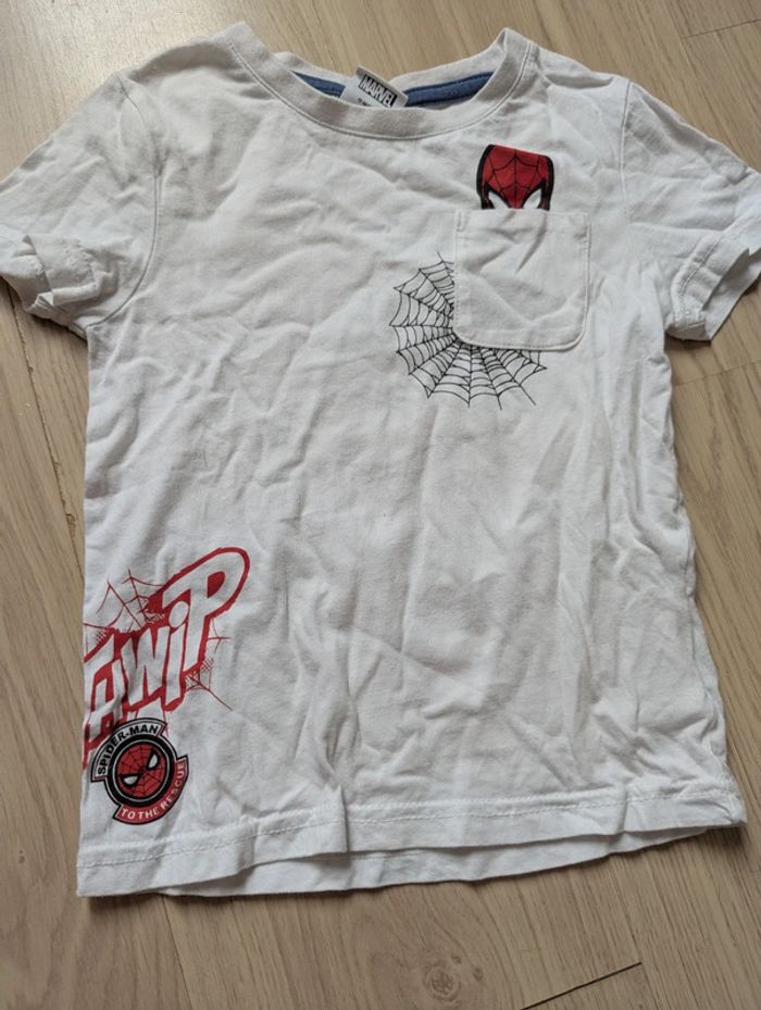 Tee shirt spiderman