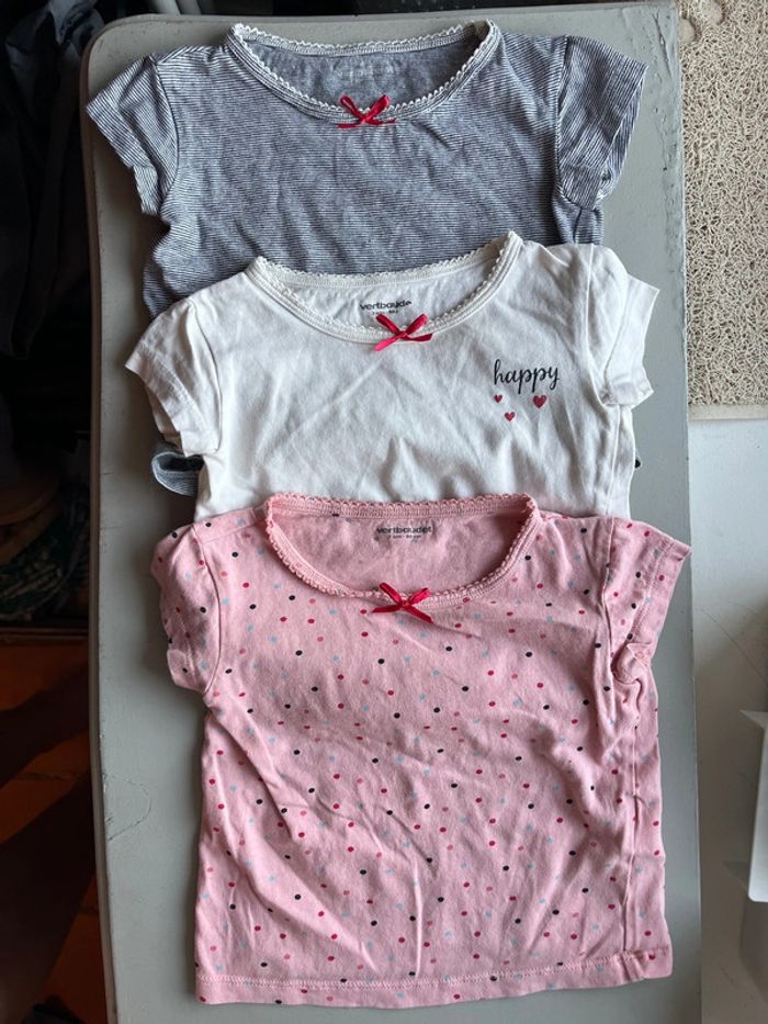 Lot 3 t-shirt 2 ans