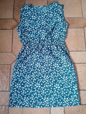 Robe bleu a fleurs 