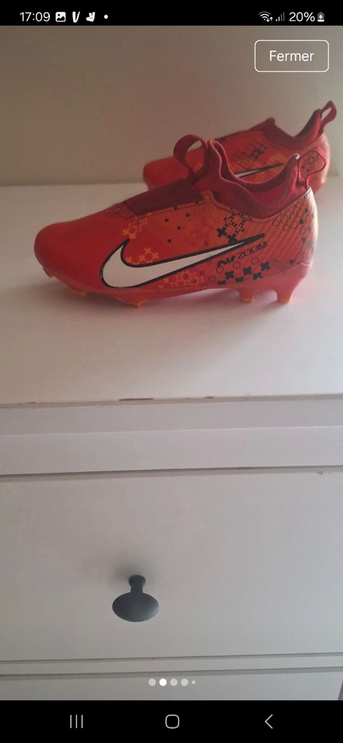 Chaussures de football - photo numéro 2