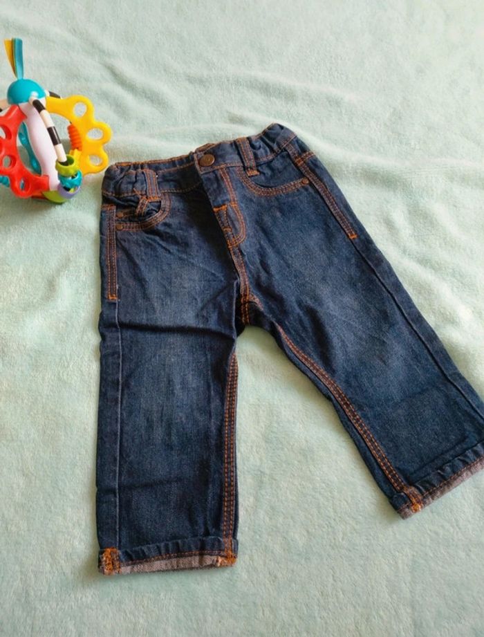 Jean taille 12 mois
