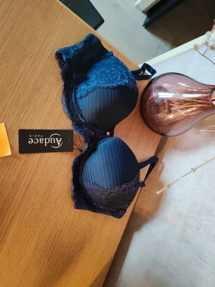 Soutien gorge NEUF avec étiquette audace avec coque 85C bleu nuit - photo numéro 10