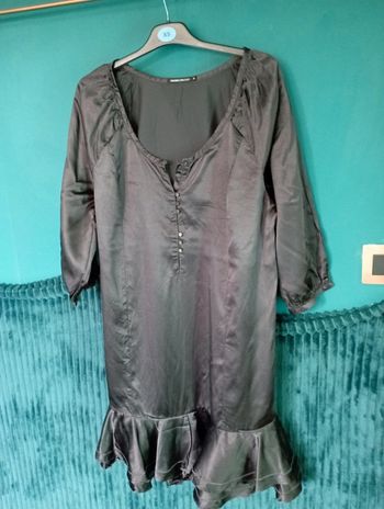 Robe satin noir grande taille