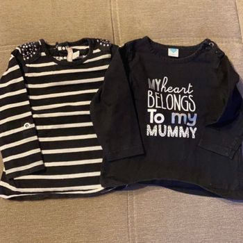 2 hauts manches longues 12 mois