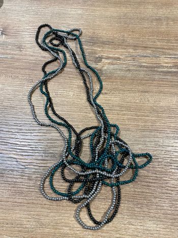 Lot 3 colliers à balles