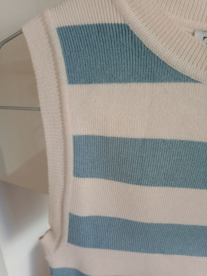 Top court rayé bleu/crème Zara - photo numéro 3
