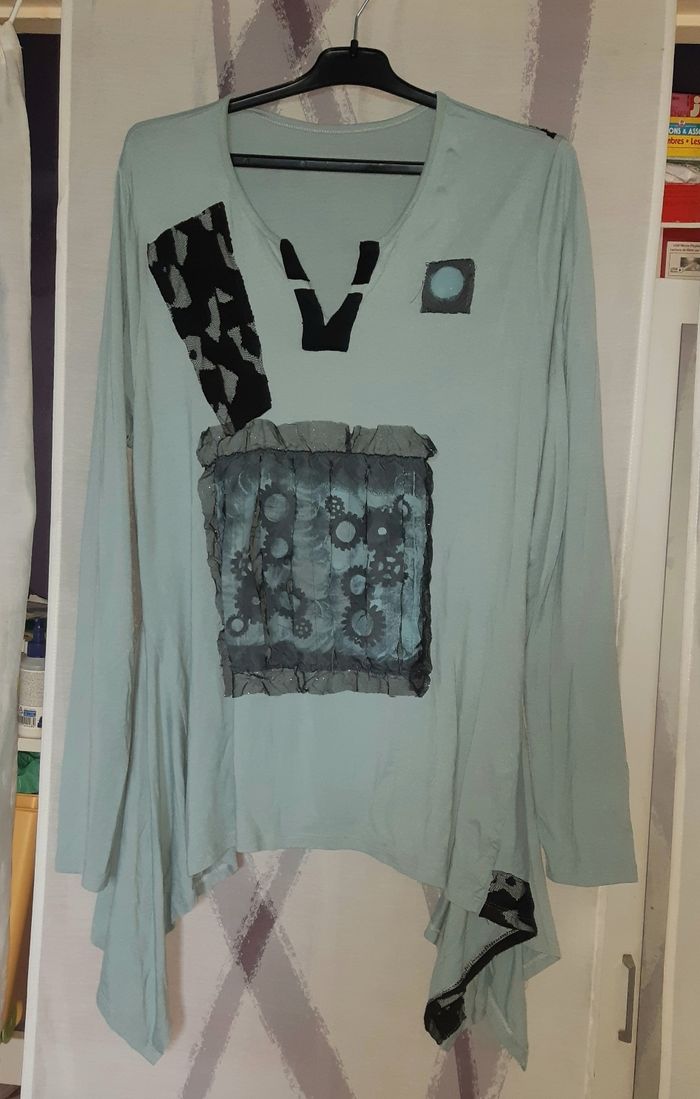 Ensemble Tee-shirt et jupe femme Taille 50 et 52 Poissons blancs - photo numéro 6