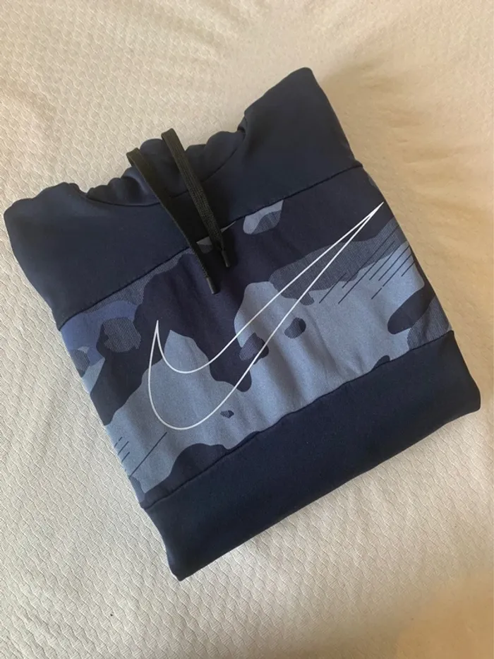 Sweat à capuche Nike bleu marine avec camouflage bleu - photo numéro 2