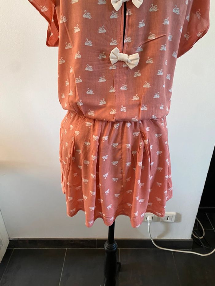 Robe d’été rose corail avec cygne et noeud dans le dos taille S - photo numéro 10