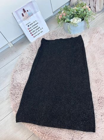 Jupe noire mi longue à paillette