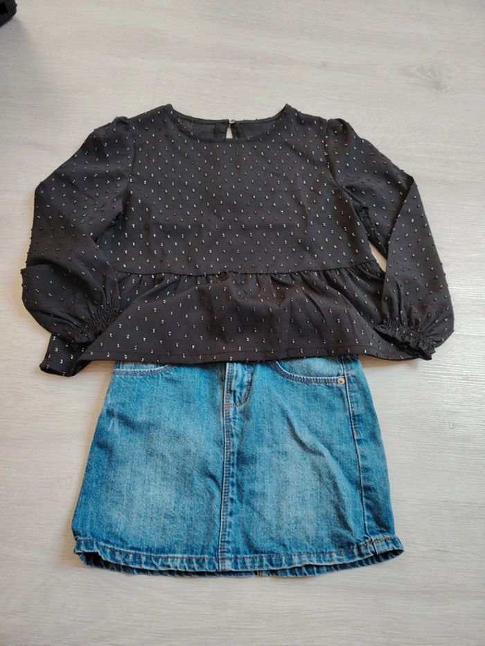 Tenue chemise jupe en jean