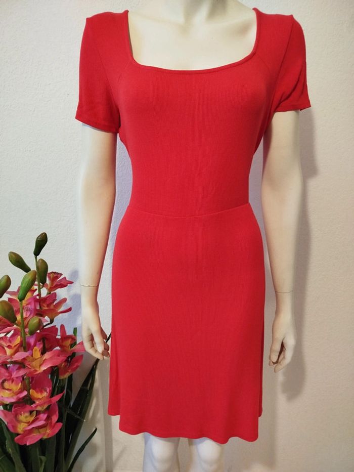 Robe simple patineuse trapèze rouge décolleté Mango femme taille 38 40 L 100% coton