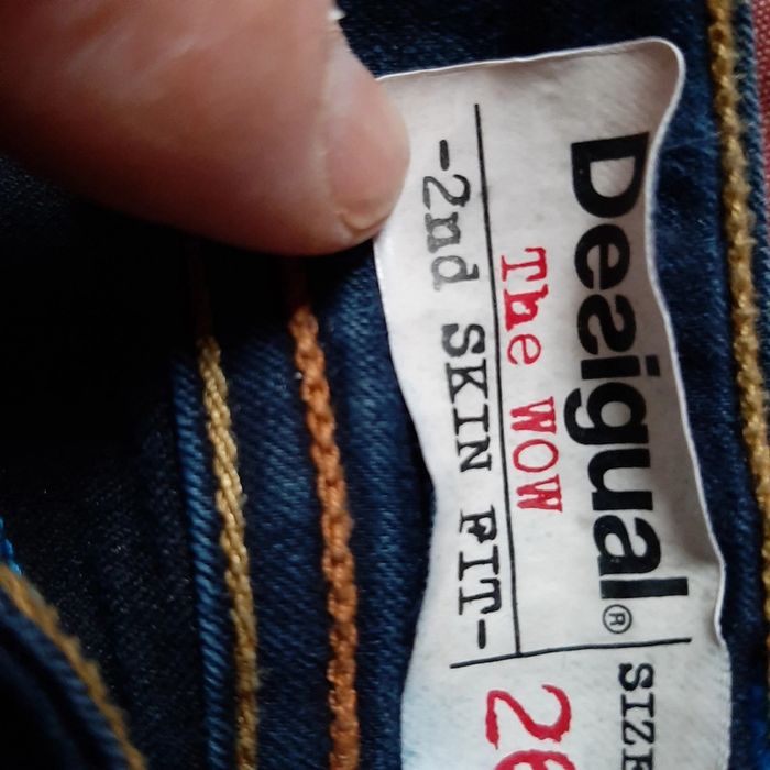 Jean desigual taille 26 - photo numéro 2