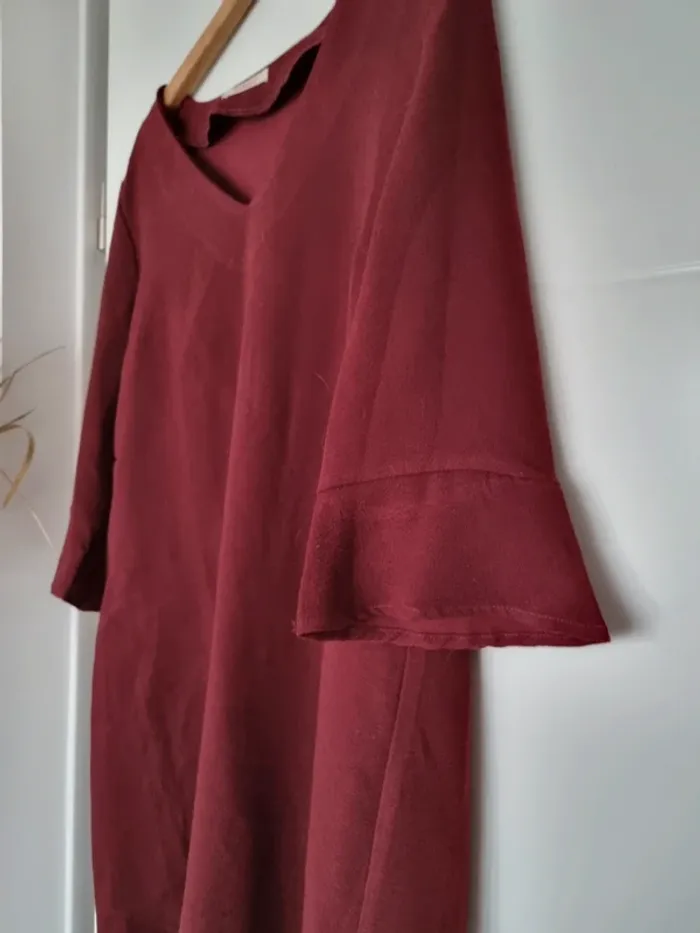 Robe rouge bordeaux - photo numéro 3