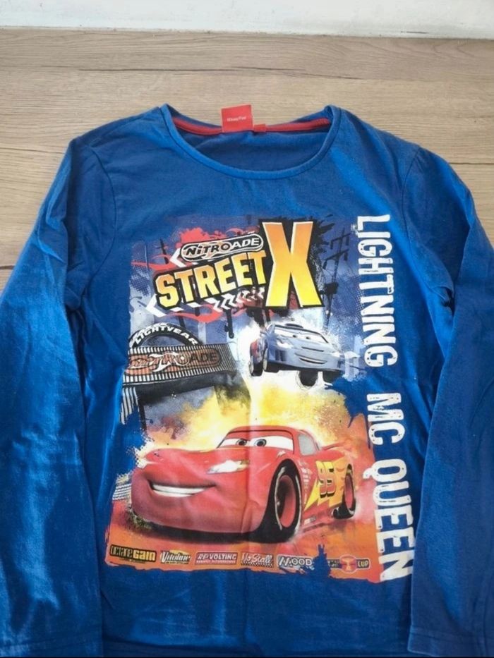 Tee-shirt manches longues cars 10 ans - photo numéro 2