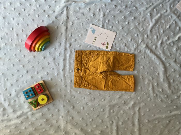 pantalon doublé moutarde taille réglable 3 mois obaibi