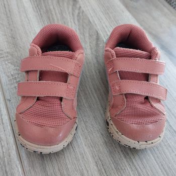 Basket enfant scratchs T24