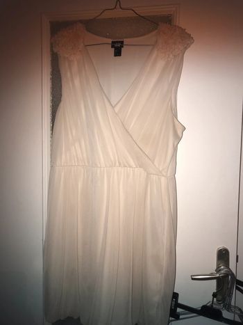 robe h et m beige fleur croise taille l