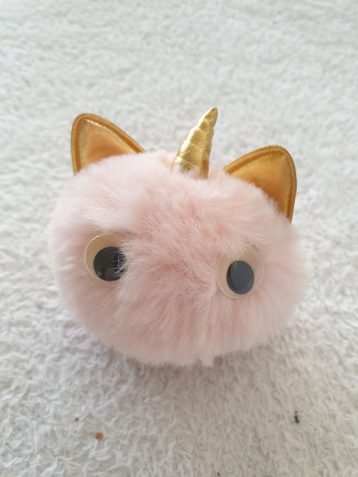 Porte cles rose licorne doré