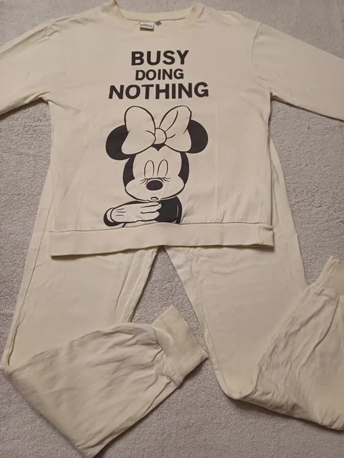 Pyjamas Disney Minni Mouse 10 ans (réf perso G-F14)(familleac72)