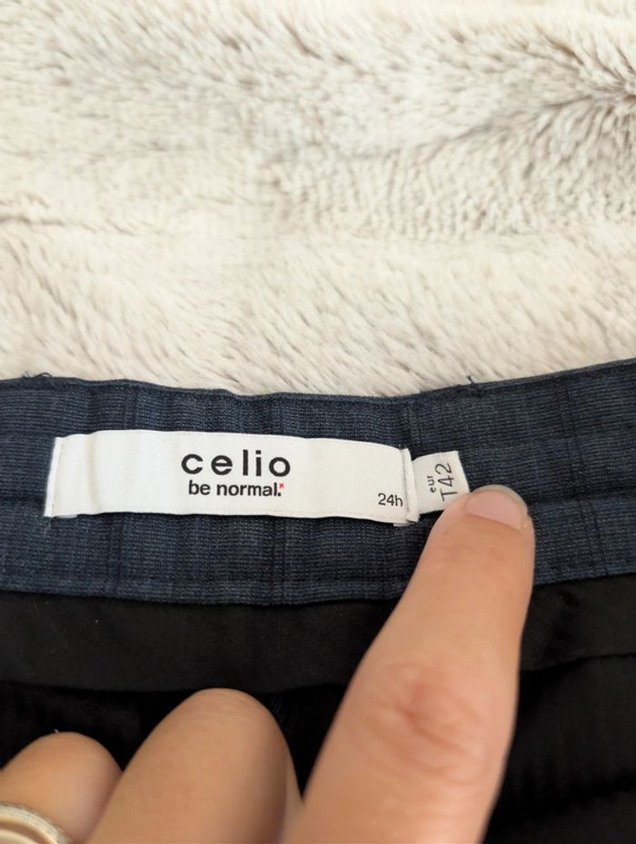 Celio. Pantalon 42 - photo numéro 4