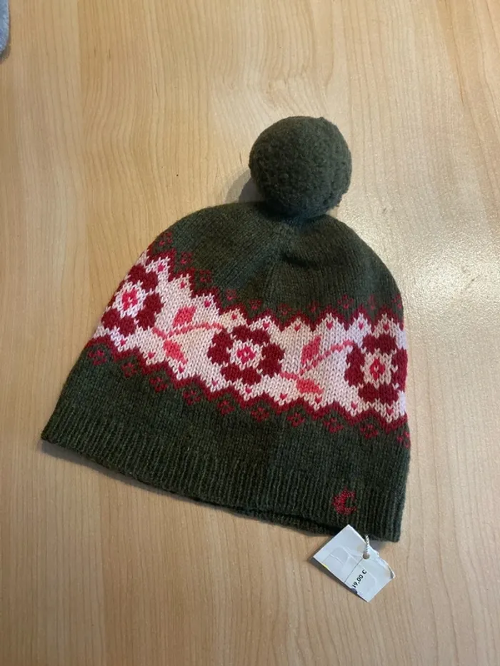 Bonnet Petit bateau taille 51 cm Neuf