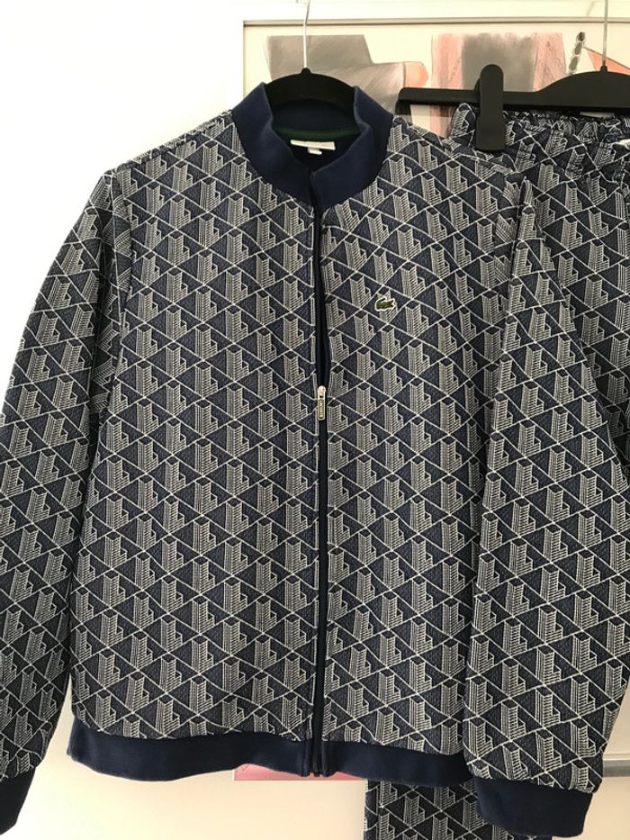 Ensemble survêtement veste et pantalon monogramme Lacoste 12 ans - photo numéro 2