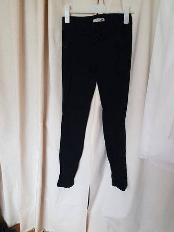 Pantalon fin style leggins