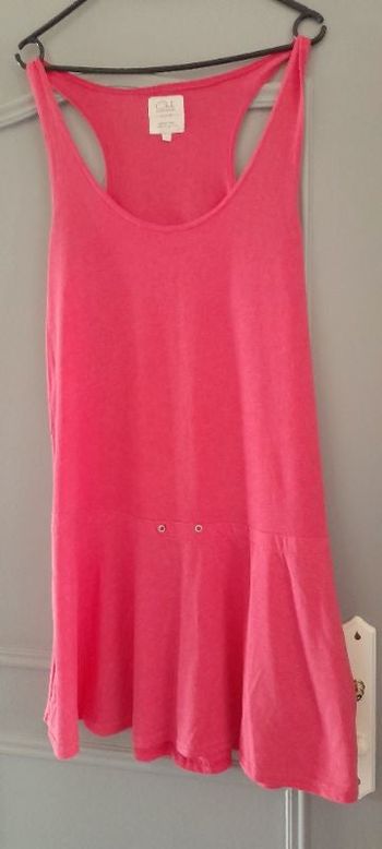 Robe de plage fushia