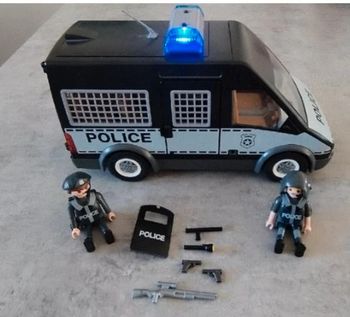 Fourgon de police playmobil 6043 complet