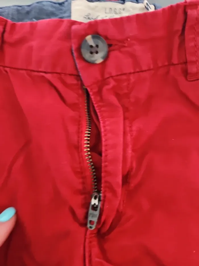 Pantalon rouge h&m 7/8 ans - photo numéro 2
