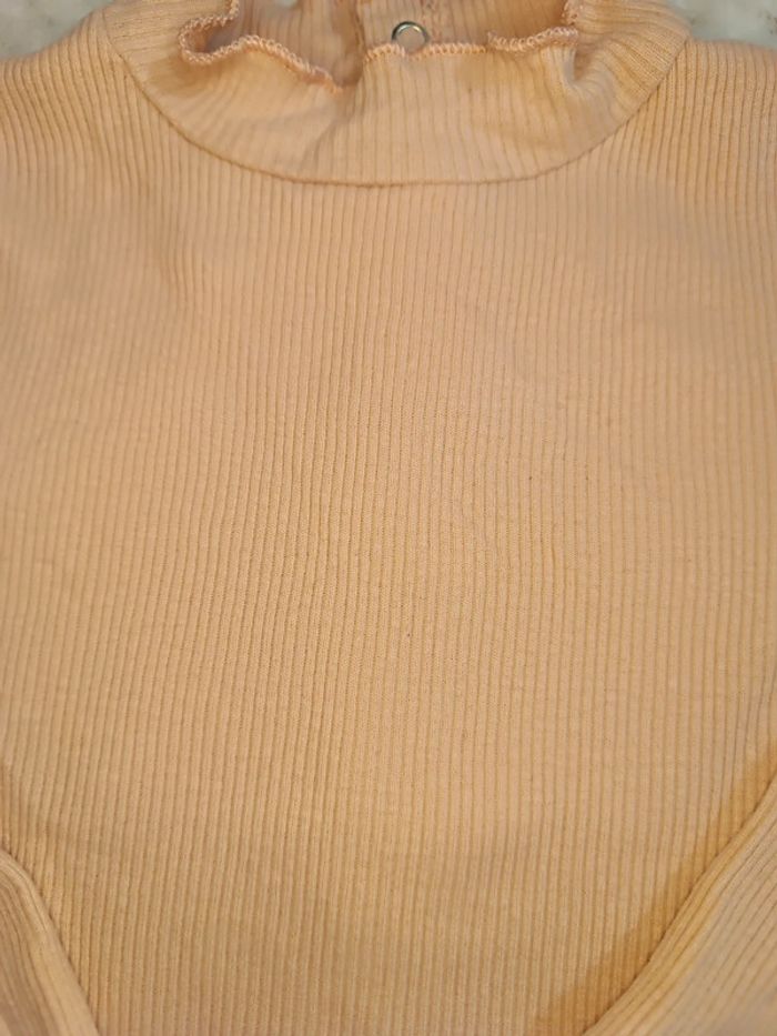 🔸 T-shirt Manches Longues Kiabi – 9 mois 🔸 - photo numéro 3