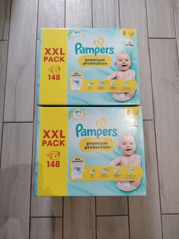 296 Couches Pampers premium protection taille 2