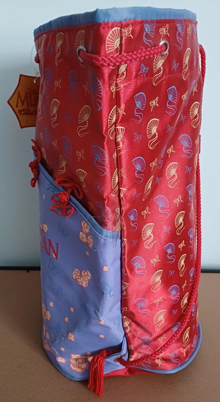 Sac baluchon Mulan Disney + trousse + Livret de correspondance enveloppe - photo numéro 2