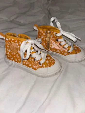 Chaussures taille 25