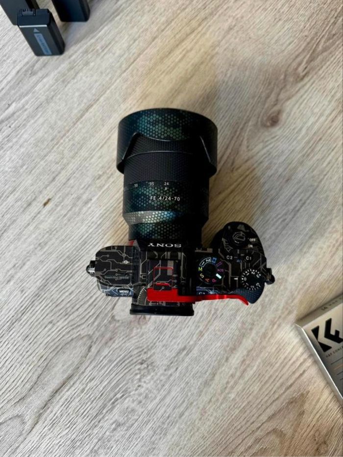 Sony Alpha 7Rii+ Zeiss 24-70mm f/4.0 - photo numéro 2