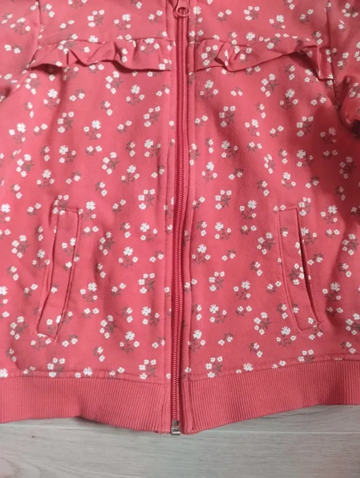 Veste jogging.6 ans - photo numéro 4