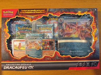 Coffret Dracaufeu ex cartes Pokémon collection spéciale boosters