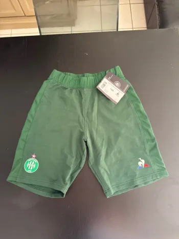 Short AS Saint-Étienne domicile – Le Coq Sportif – Taille 14 ans – Neuf