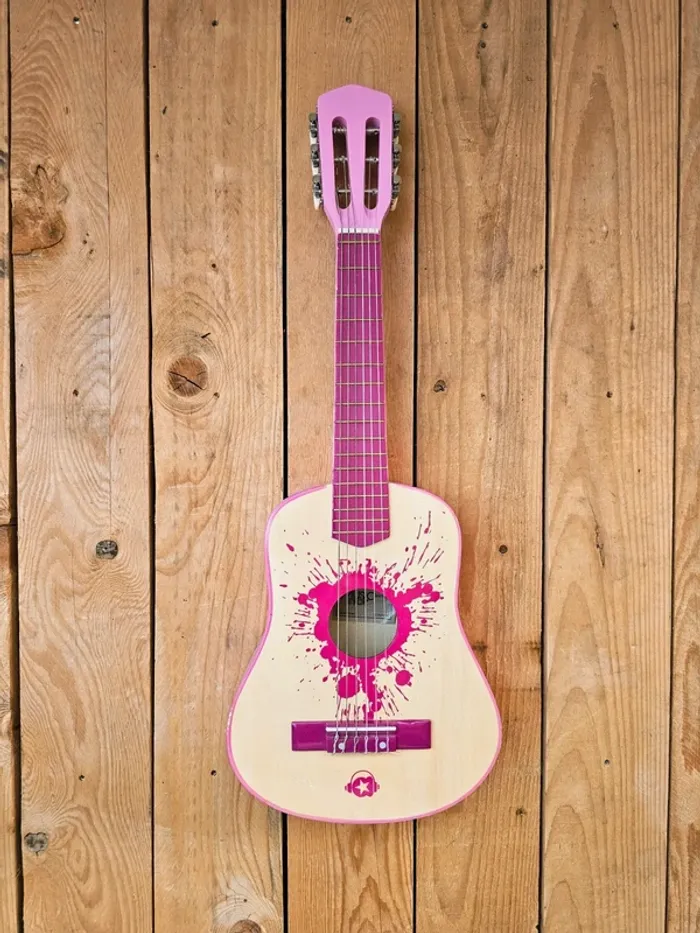 Guitare rose en bois jouet enfant fille
