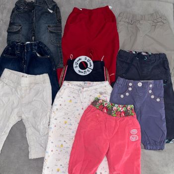 Lot 10 pantalons bébé fille 9 mois