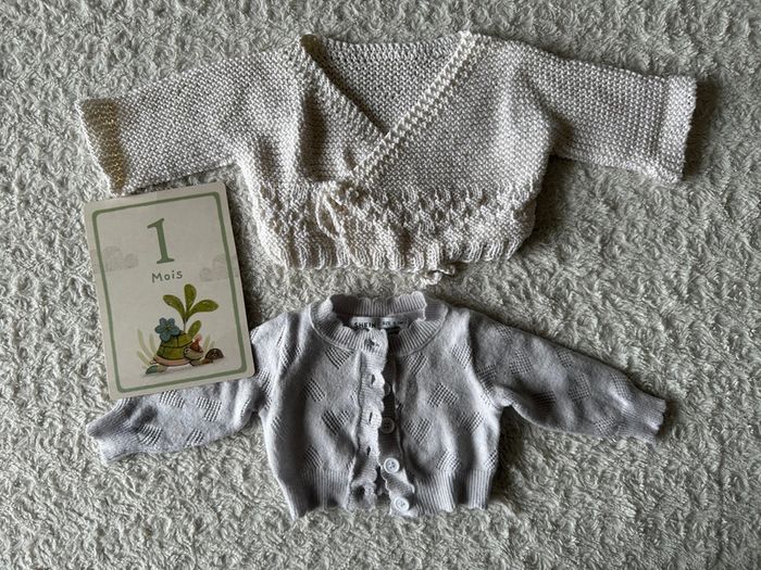 Lot de 2 gilets brassière naissance