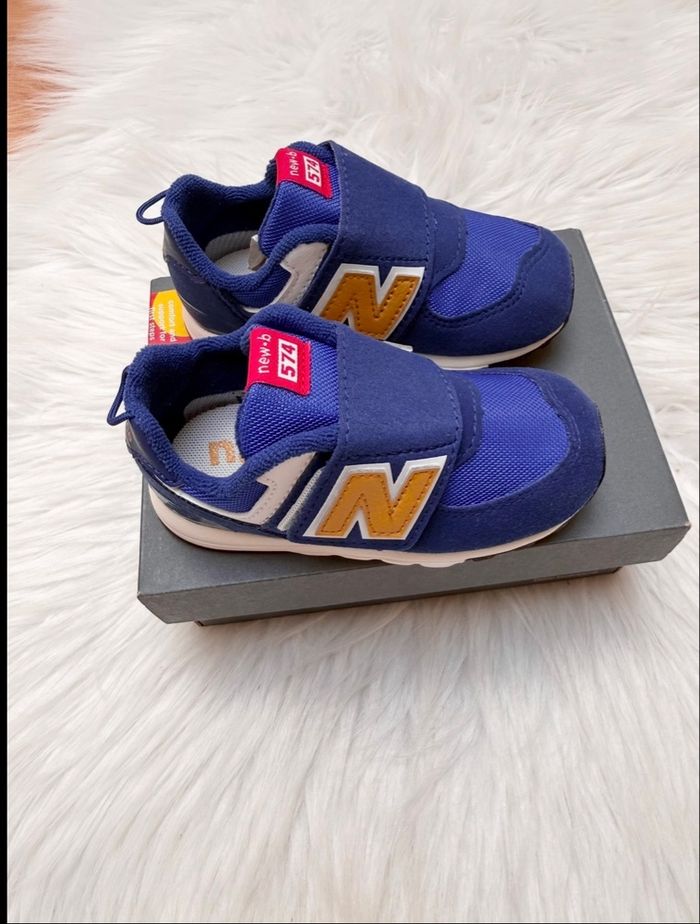 Baskets New Balance bébé – Taille 22,5 – bleu/moutarde – Neuf avec étiquette - photo numéro 8
