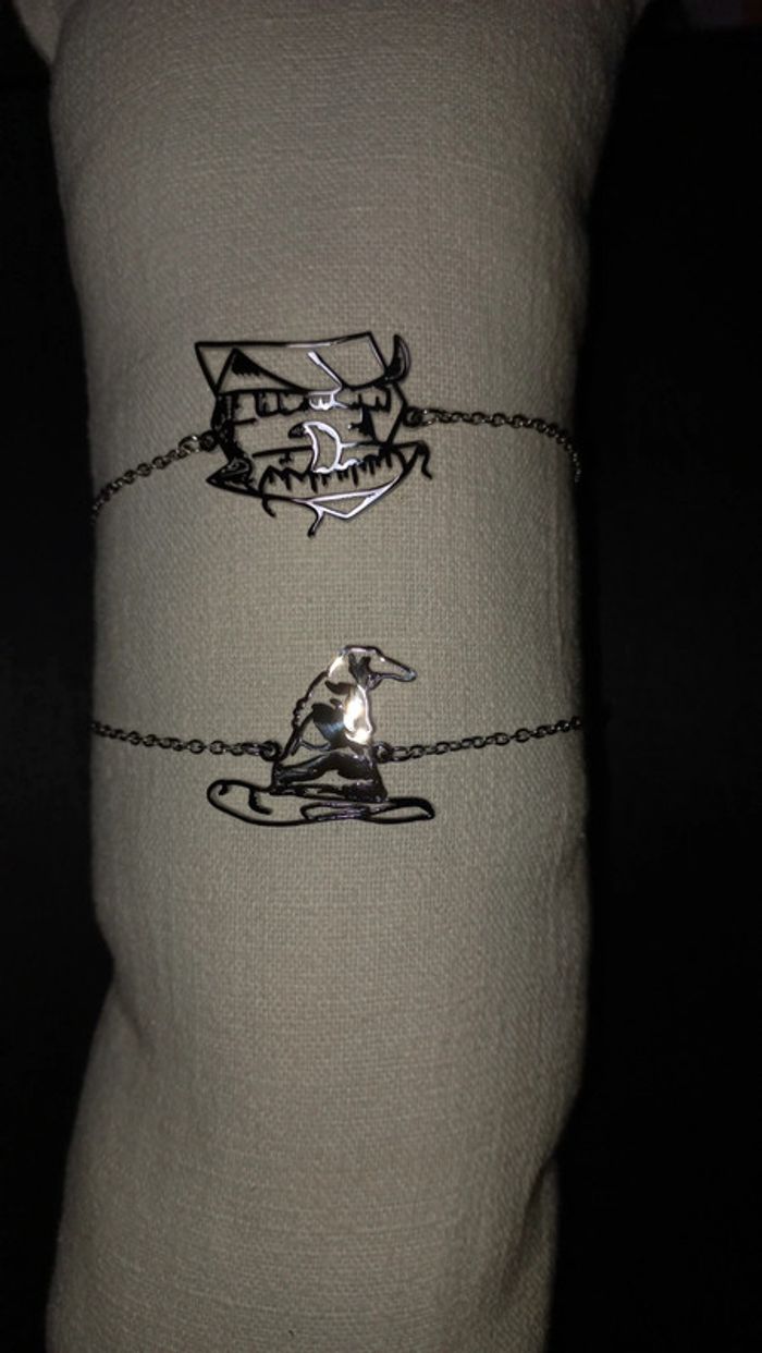 Bracelet choixpeau et lettre beuglante