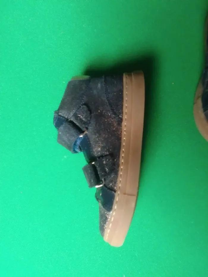 Chaussures taille 20 - photo numéro 3