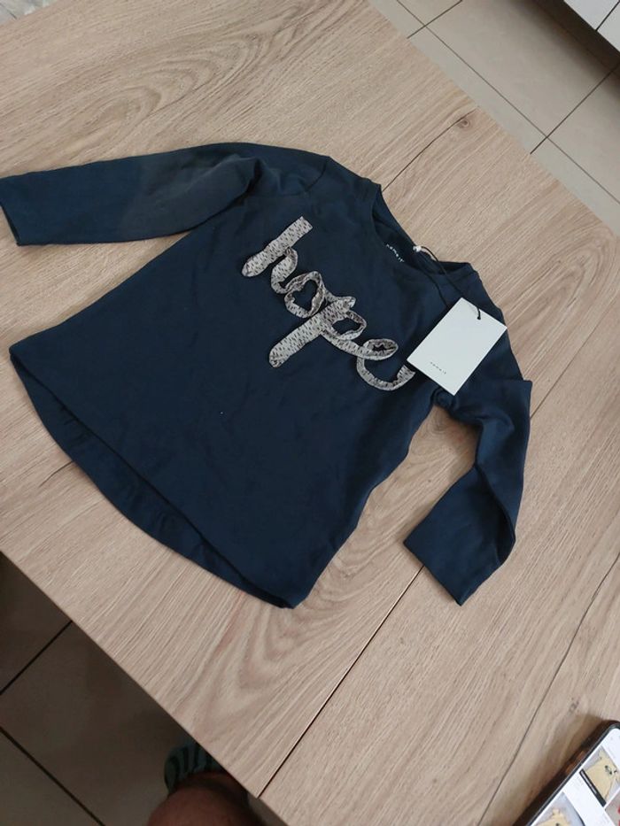 Tee shirt name it taille 92 cm neuf