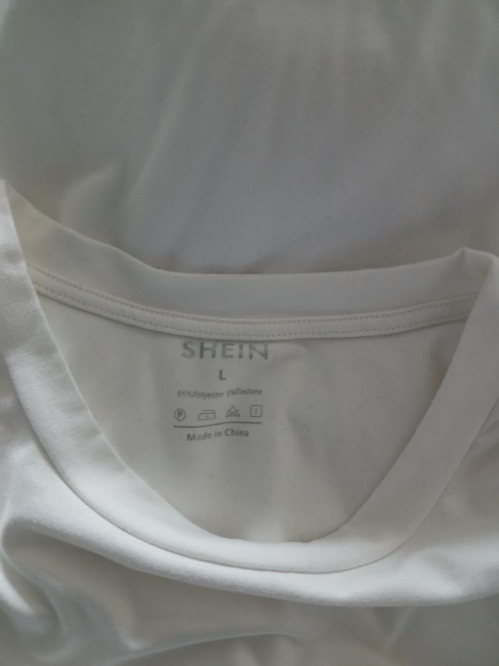 T shirt Shein L - photo numéro 3