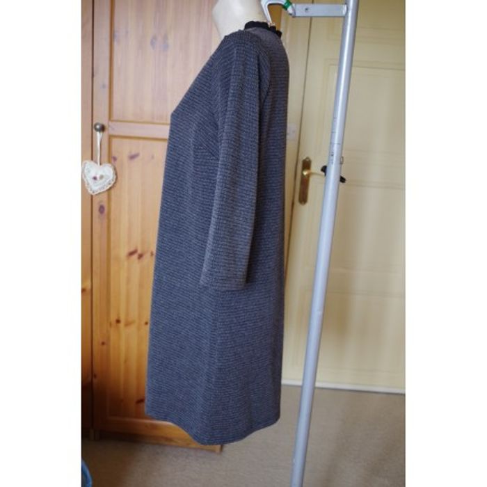 RINASCIMENTO - Robe pull, strass,  Taille 42 - photo numéro 4